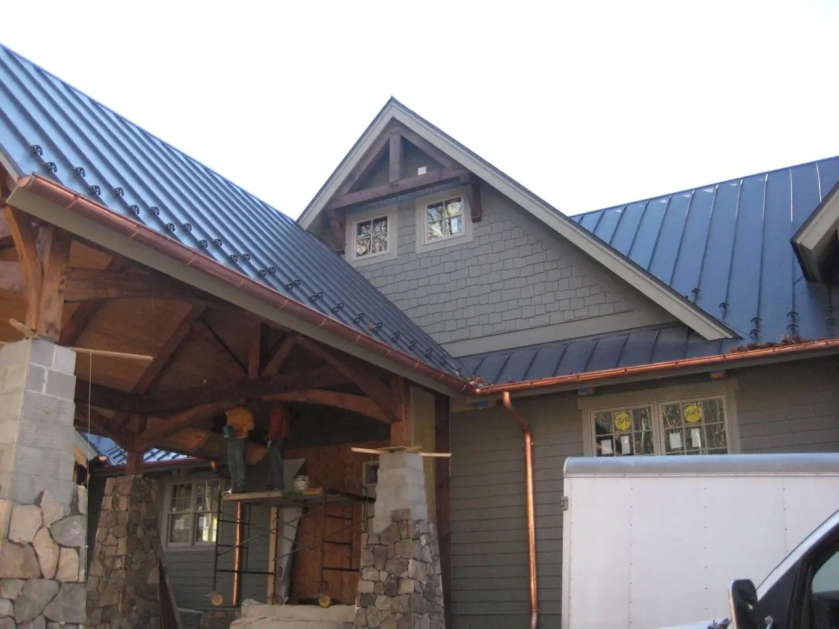 Craftsman Roofing team delivering quality roofing work in Desert Peak